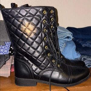 Harry Potter Quilted Black Lace-Up Boots